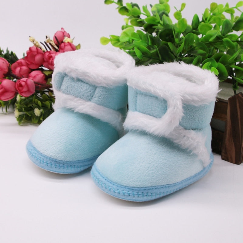 chaussons antidérapant pour bébé de couleur bleue